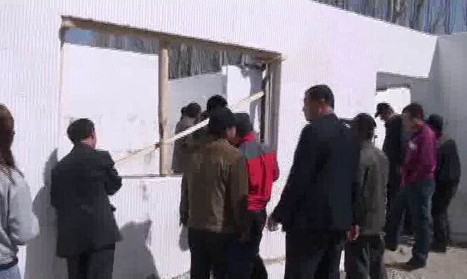 新疆农房建造视频